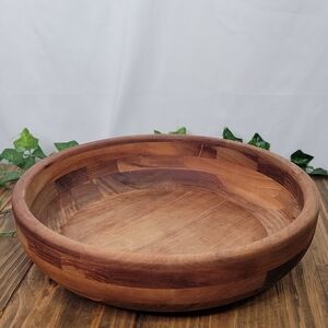 Snow River. Wooden Serving Bowl. Beautiful. EUC